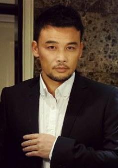 喻亢资料,从平凡走向卓越的奋斗历程